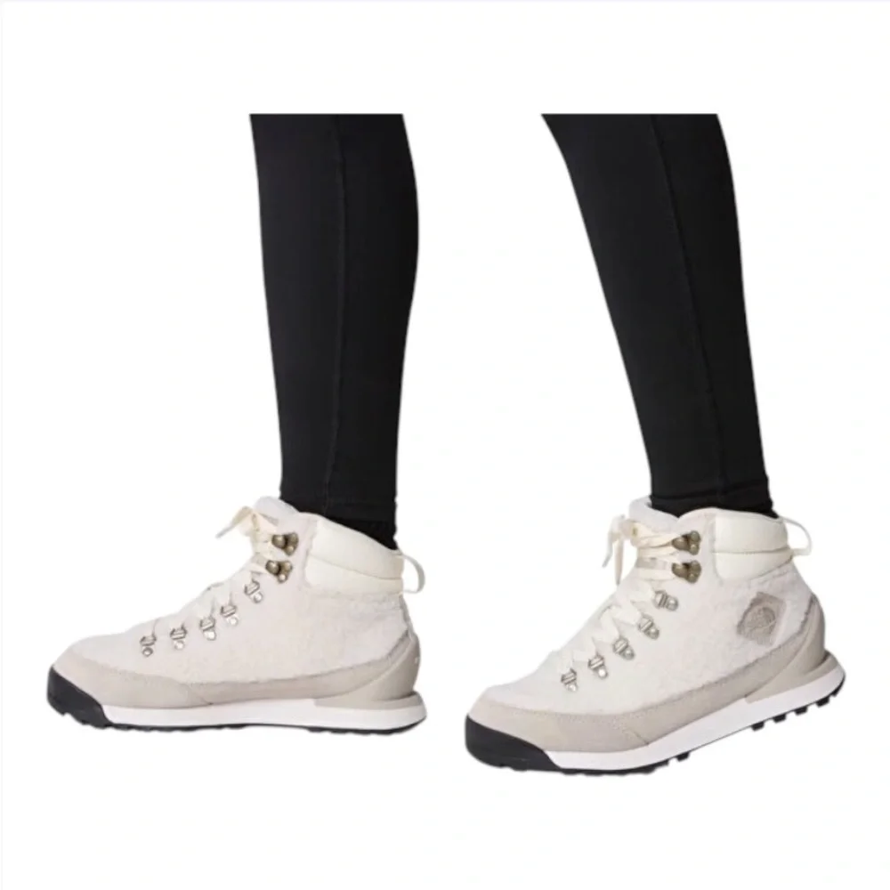The North Face Shoes Trekking Boots and Shoes W Back To Berkeley iv High Pile